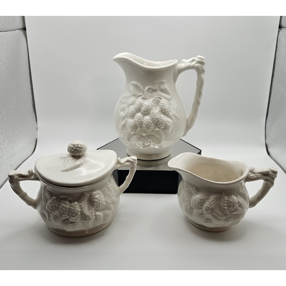 Vtg Blackberry Porcelain 3 PC Set- Cottagecore Pitcher, Creamer & Sugar W/ Lid